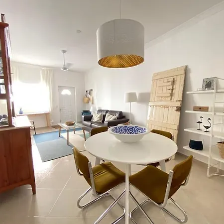 Casawolhao Almirante - Maison De Pecheur Quartier Historique Ferienhaus Olhão